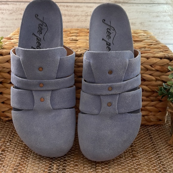 Free People Sunday Season Footbed Mules Suede Slip On Blue Bell Size 38 - Picture 2 of 9